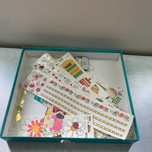 Scrapbook Kit‎ Lot Vintage Vacation Birthday Looney Tunes Holiday Sports Wedding - Picture 13 of 16